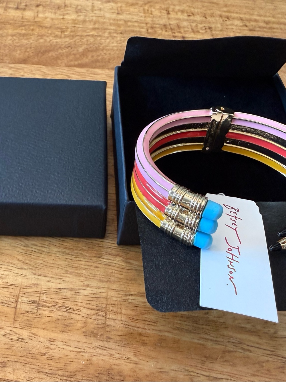 Betsy Johnson bracelet - Picture 7 of 7
